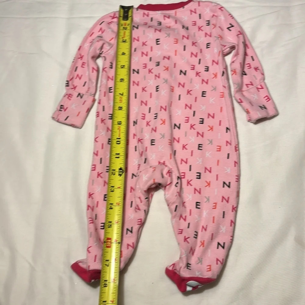 Nike Footed Sleep & Play Baby Girl Pink Nebula size 3 months - Picture 8 of 9